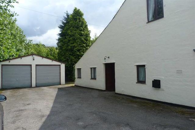  Image of 4 bedroom Cottage for sale in Lowerhouses Lane Almondbury Huddersfield HD5 at The Fold, Off Lowerhouses Lane, Lowerhouses, Huddersfield HD5
