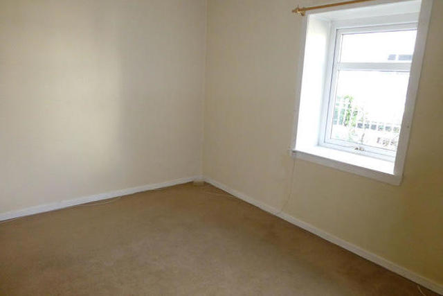  Image of 2 bedroom Cottage for sale in High Street Garmouth Fochabers IV32 at High Street, Garmouth IV32