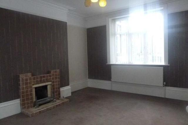  Image of 3 bedroom  to rent in Chapel Lane Golcar Huddersfield HD7 at Chapel Lane, Golcar, Huddersfield HD7