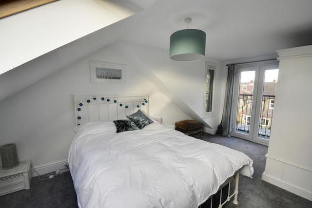  Image of 3 bedroom Flat to rent in Netherbury Road London W5 at Netherbury Road, Ealing W5