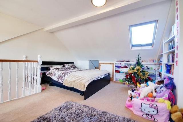  Image of 3 bedroom Property to rent in Northcroft Road London W13 at Northcroft Road, Ealing W13
