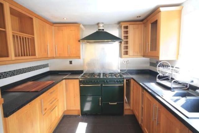  Image of 4 bedroom  to rent in Briar Lea Close Sinfin Derby DE24 at Briar Lea Close, Sinfin, Sinfin DE24