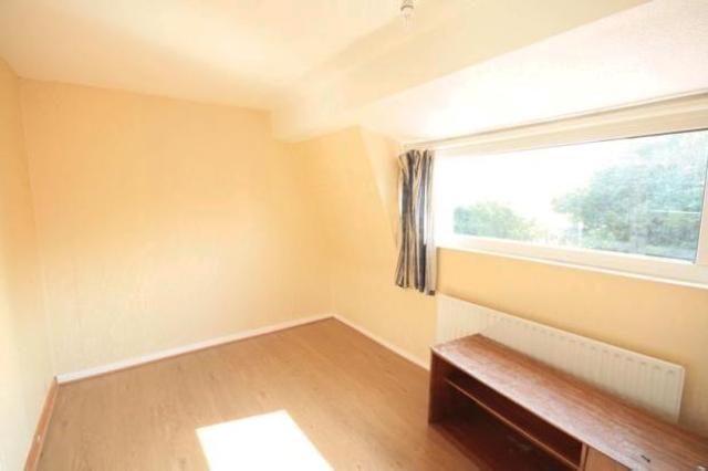  Image of 4 bedroom  to rent in Briar Lea Close Sinfin Derby DE24 at Briar Lea Close, Sinfin, Sinfin DE24
