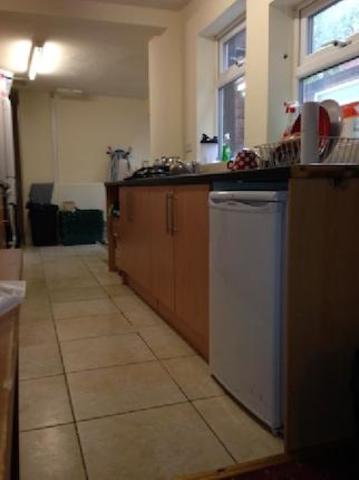  Image of 4 bedroom Terraced house to rent in Alton Road Birmingham B29 at Alton Road, Selly Oak, Birmingham, Westmidlands B29