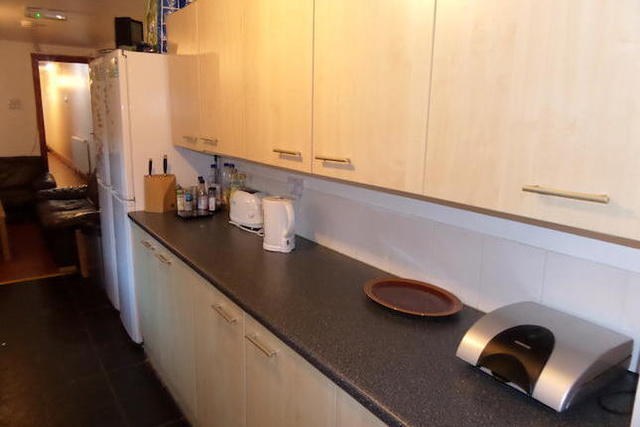  Image of 6 bedroom Terraced house to rent in Alton Road Birmingham B29 at Alton Road, Selly Oak, Birmingham, Westmidlands B29