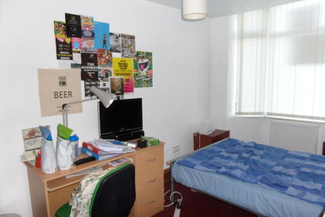  Image of 6 bedroom Terraced house to rent in Alton Road Birmingham B29 at Alton Road, Selly Oak, Birmingham, Westmidlands B29