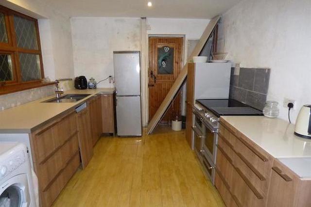  Image of 2 bedroom Bungalow for sale in Cross Bank Street Mirfield WF14 at Cross Bank Street, Hopton WF14