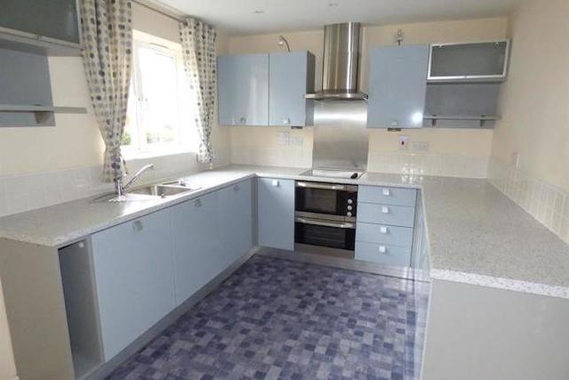  Image of 2 bedroom Flat for sale in Burnleys Mill Road Gomersal Cleckheaton BD19 at Burnleys Mill Road, Gomersal BD19