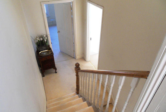 Image of 2 bedroom Maisonette to rent in Parma Crescent London SW11 at Parma Crescent, Battersea SW11
