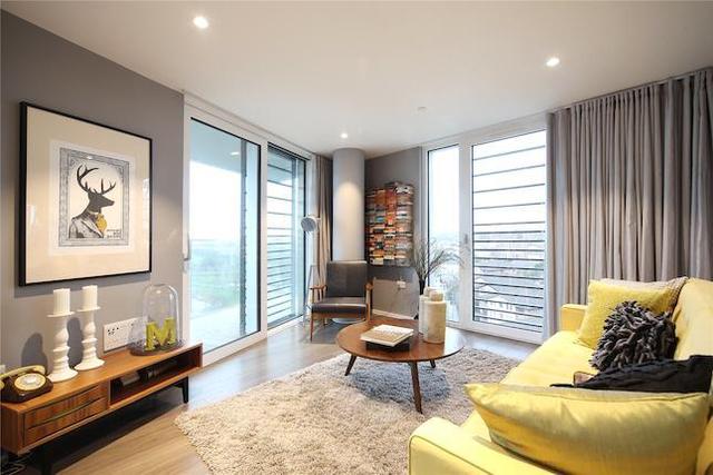  Image of 2 bedroom Property to rent in  at Copperlight, The Filaments, Buckhold Road, London SW18