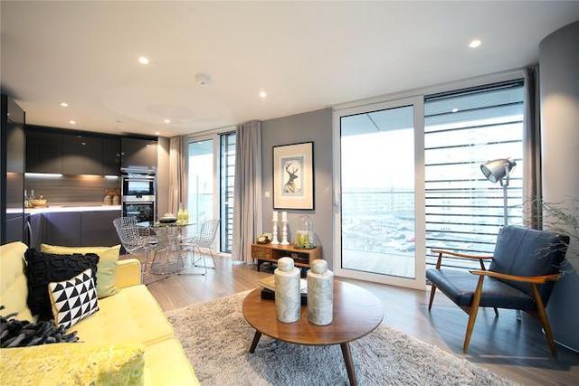  Image of 2 bedroom Property to rent in  at Copperlight, The Filaments, Buckhold Road, London SW18