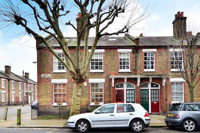  Image of 3 bedroom Property to rent in Burns Road London SW11 at Burns Road, Battersea SW11