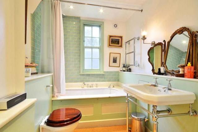  Image of 3 bedroom Property to rent in Burns Road London SW11 at Burns Road, Battersea SW11