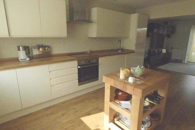  Image of 3 bedroom  for sale in Kelso Grove Huddersfield HD5 at Kelso Grove, Dalton HD5