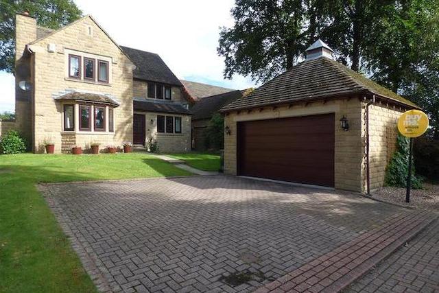  Image of 5 bedroom  for sale in Crowlees Gardens Mirfield WF14 at Crowlees Gardens, Mirfield WF14