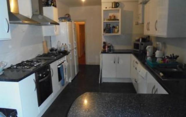  Image of 6 bedroom Terraced house to rent in Rookery Road Selly Oak Birmingham B29 at Rookery Road, Birmingham B29