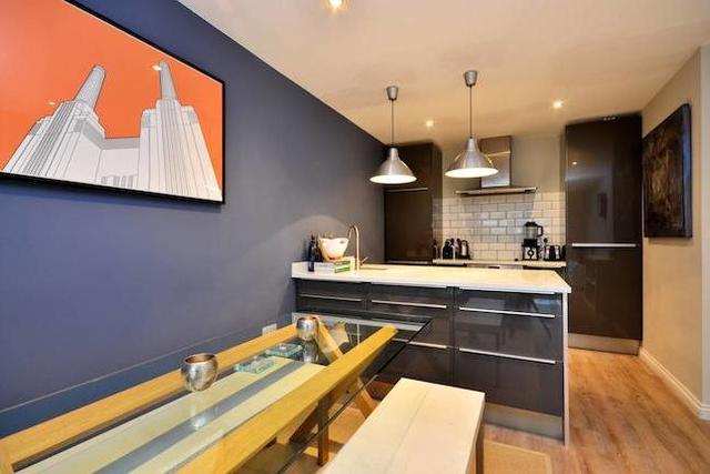  Image of 1 bedroom Flat to rent in Battersea Park Road London SW8 at Battersea Park Road, Nine Elms SW8