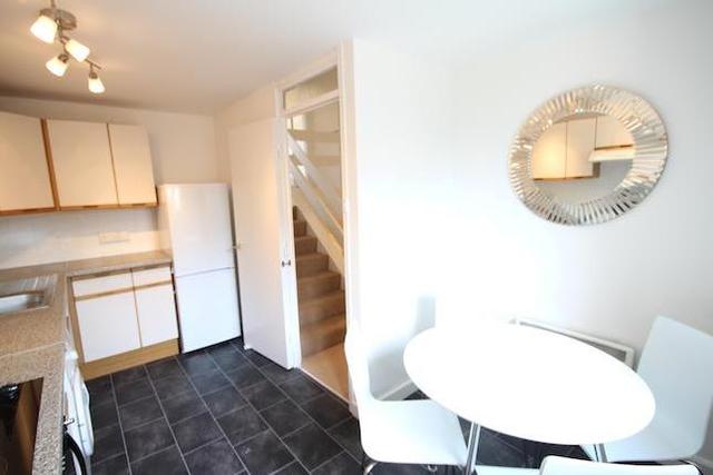  Image of 1 bedroom Triplex to rent in Crayford Road London N7 at Crayford Rd, Holloway N7