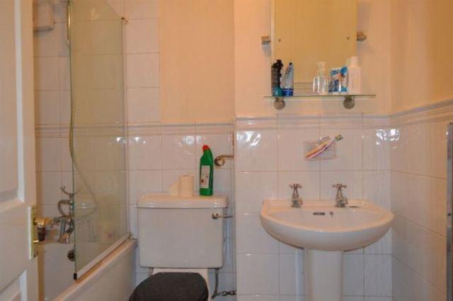  Image of 2 bedroom End of Terrace to rent in Fishers Close Little Billing Northampton NN3 at Fishers Close, Little Billing, Northampton NN3