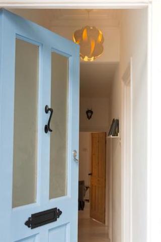  Image of 2 bedroom Flat for sale in Newport Road London E10 at Newport Road, Leyton, London E10