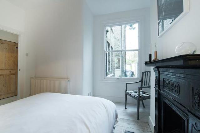 Image of 2 bedroom Flat for sale in Newport Road London E10 at Newport Road, Leyton, London E10