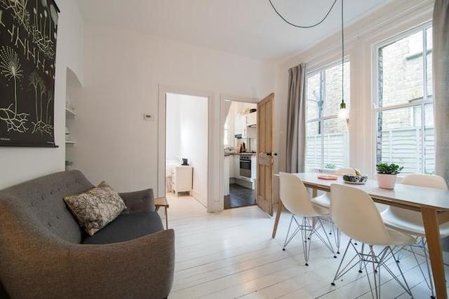  Image of 2 bedroom Flat for sale in Newport Road London E10 at Newport Road, Leyton, London E10