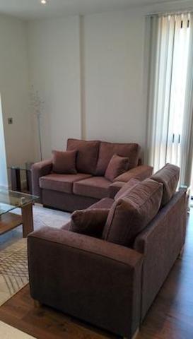  Image of 2 bedroom Flat to rent in Oban Street London E14 at Abbot Road, London E14