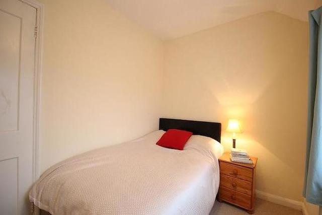  Image of 3 bedroom Property for sale in Telegraph Lane Claygate Esher KT10 at Telegraph Lane, Claygate, Esher KT10
