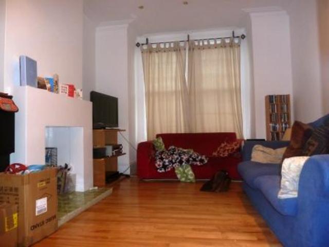  Image of 4 bedroom Property to rent in Connaught Road London W13 at Connaught Road, Ealing W13