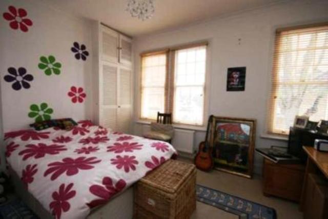  Image of 4 bedroom Property to rent in Connaught Road London W13 at Connaught Road, Ealing W13