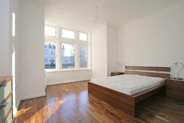  Image of 2 bedroom Flat to rent in Putney Hill London SW15 at Putney Hill, London SW15