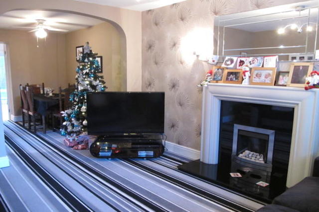  Image of 4 bedroom  for sale in Falconwood Gardens Clifton Nottingham NG11 at Falconwood Gardens, Barton Green, Nottingham NG11