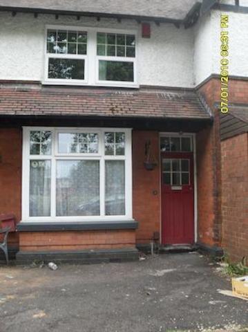  Image of 5 bedroom  to rent in Umberslade Road Selly Oak Birmingham B29 at Umberslade Road, Selly Oak, West Midlands B29