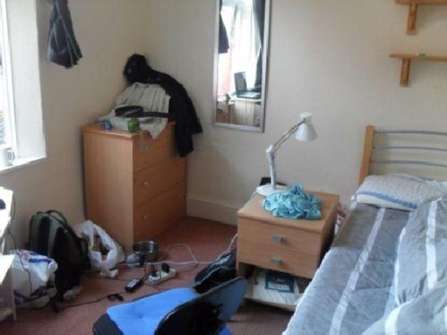  Image of 5 bedroom  to rent in Alton Road Birmingham B29 at Alton Road, Selly Oak, West Midlands B29
