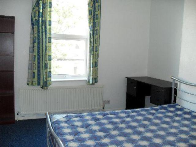  Image of 5 bedroom  to rent in Dawlish Road Selly Oak Birmingham B29 at Dawlish Road, Selly Oak, West Midlands B29