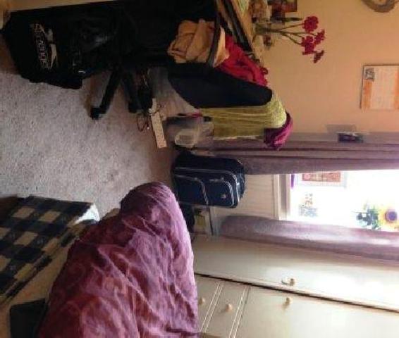  Image of 5 bedroom  to rent in Harlaxton Drive Nottingham NG7 at Harlaxton Drive, Lenton, Nottinghamshire NG7