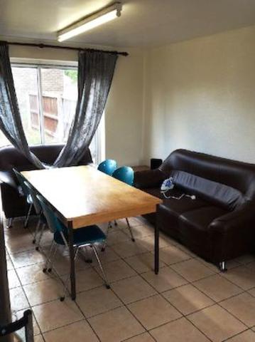  Image of 6 bedroom  to rent in Roman Way Edgbaston Birmingham B15 at Leasow Drive, Selly Oak, West Midlands B15