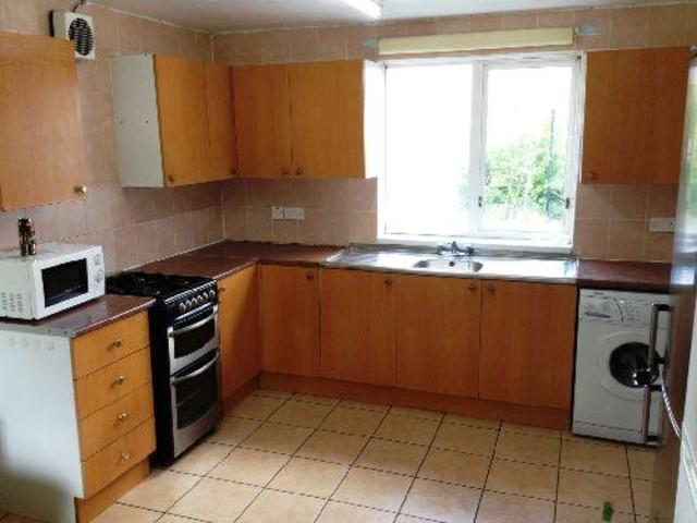  Image of 6 bedroom  to rent in Roman Way Edgbaston Birmingham B15 at Leasow Drive, Selly Oak, West Midlands B15