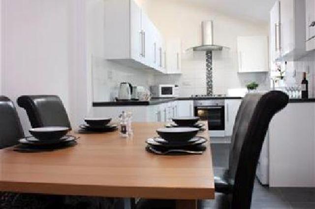  Image of 6 bedroom  to rent in Gloucester Avenue Lenton Nottingham NG7 at Gloucester Avenue, Lenton, Nottinghamshire NG7