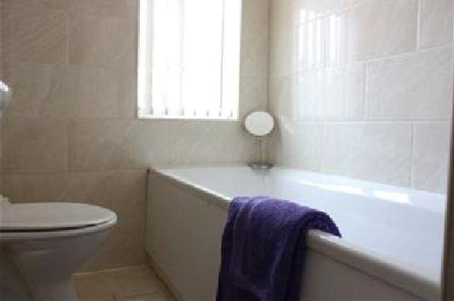  Image of 6 bedroom  to rent in Gloucester Avenue Lenton Nottingham NG7 at Gloucester Avenue, Lenton, Nottinghamshire NG7