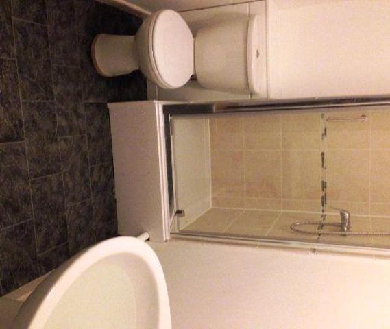  Image of 6 bedroom  to rent in Frederick Grove Lenton Nottingham NG7 at Frederick Grove, Lenton, Nottinghamshire NG7