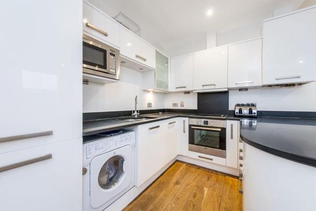  Image of 3 bedroom Flat to rent in Cromwell Road London SW5 at Cromwell Road, London SW5