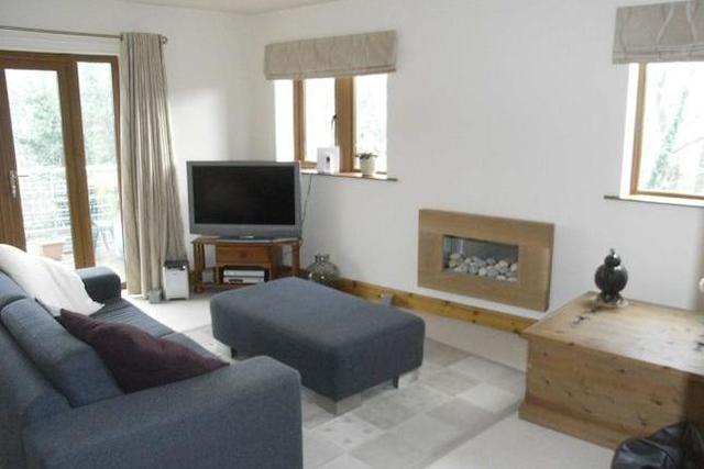  Image of 3 bedroom  to rent in Hanson Lane Lockwood Huddersfield HD1 at Hanson Lane, Lockwood, Huddersfield HD1