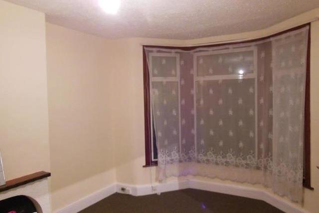  Image of 3 bedroom Terraced house to rent in Farley Drive Seven Kings Ilford IG3 at Farley Drive, Seven Kings IG3