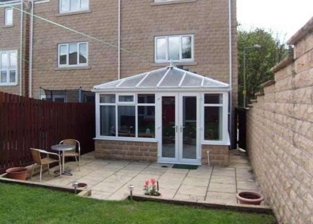  Image of 3 bedroom Town House to rent in Spout Hill Brighouse HD6 at Spout Hill, Brighouse, West Yorkshire HD6