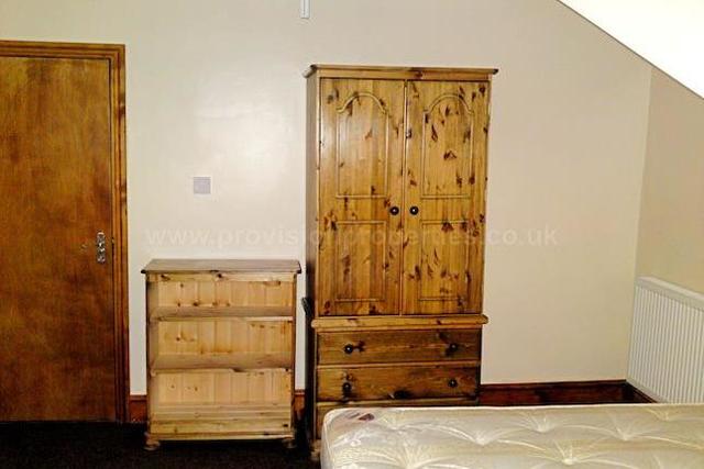  Image of 7 bedroom Terraced house to rent in Brudenell Mount Hyde Park Leeds LS6 at Brudenell Mount, Leeds LS6
