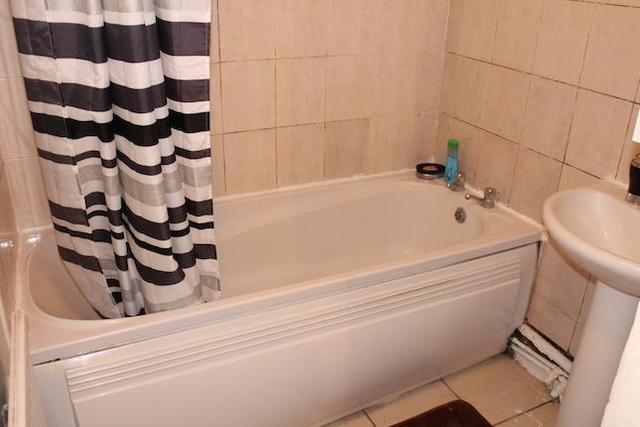  Image of 1 bedroom Flat for sale in Alfreds Gardens Barking IG11 at Alfreds Gardens, Barking IG11