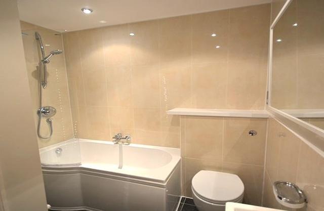  Image of 1 bedroom Flat to rent in Russell Road London W14 at Russell Road, London W14