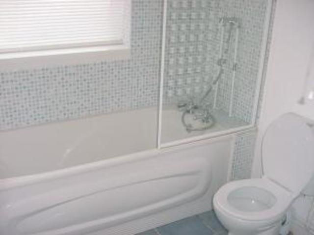  Image of 1 bedroom Flat to rent in Kitchener Road Selly Park Birmingham B29 at Flat 1, 34 Kitchener Road, Selly Park, Birmingham B29