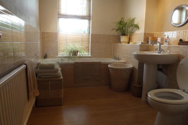  Image of 2 bedroom End of Terrace for sale in Carlton Hill Carlton Nottingham NG4 at Carlton Hill, Carlton, Nottingham NG4